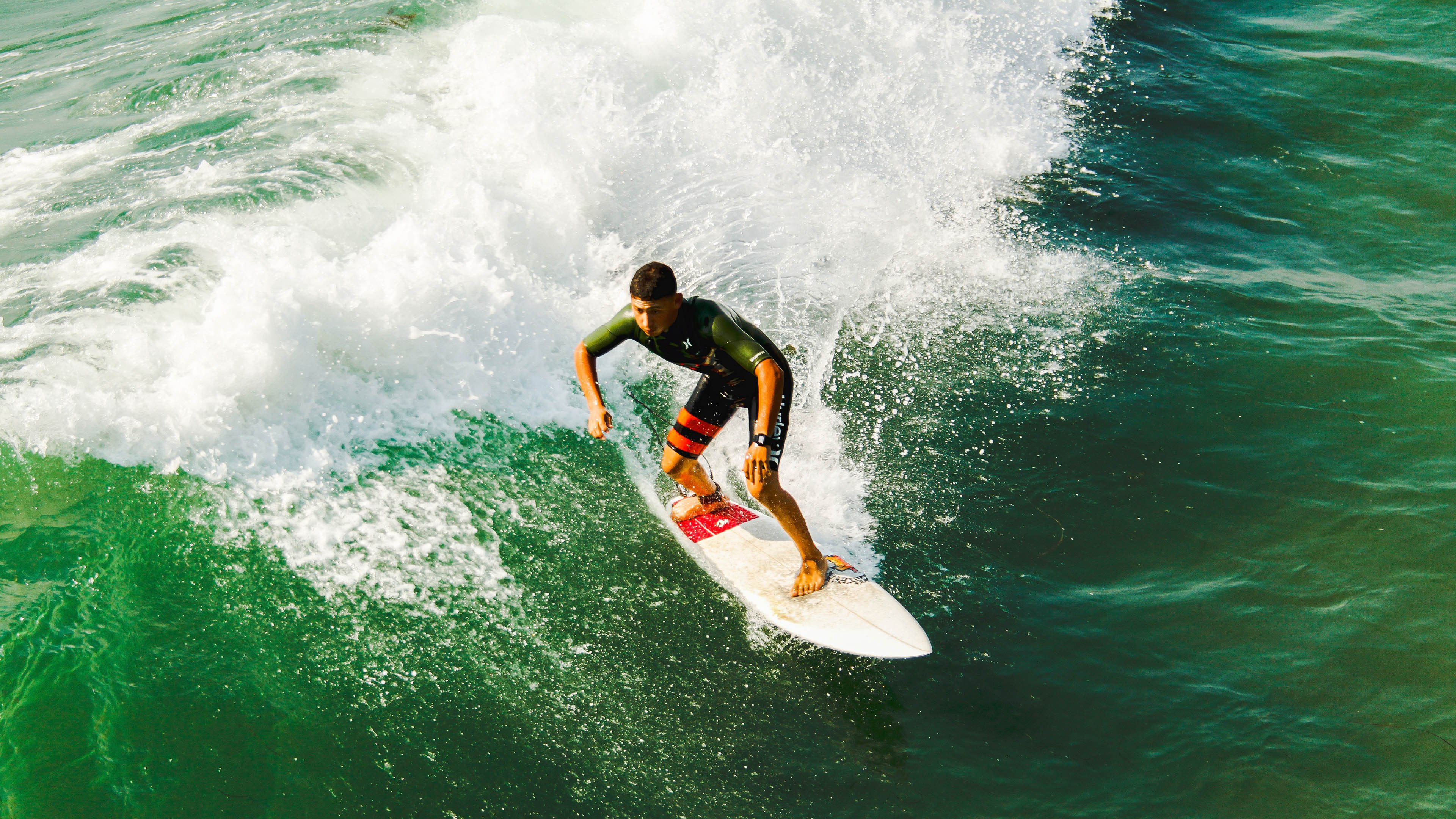 “超级巨星PK，天王天后争夺赛场MVP荣誉”，超级天王巨星!